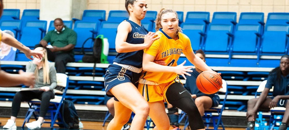 Polina Nikulochkina in action during the 2021 season (photo courtesy of Greg Rowland)